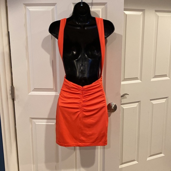 XS Superdown Orange lined Dress - new with tags - Picture 2 of 5